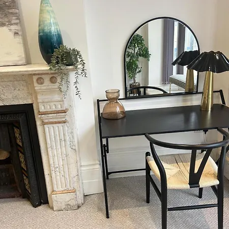 Station Bridge Collection - Flat 5